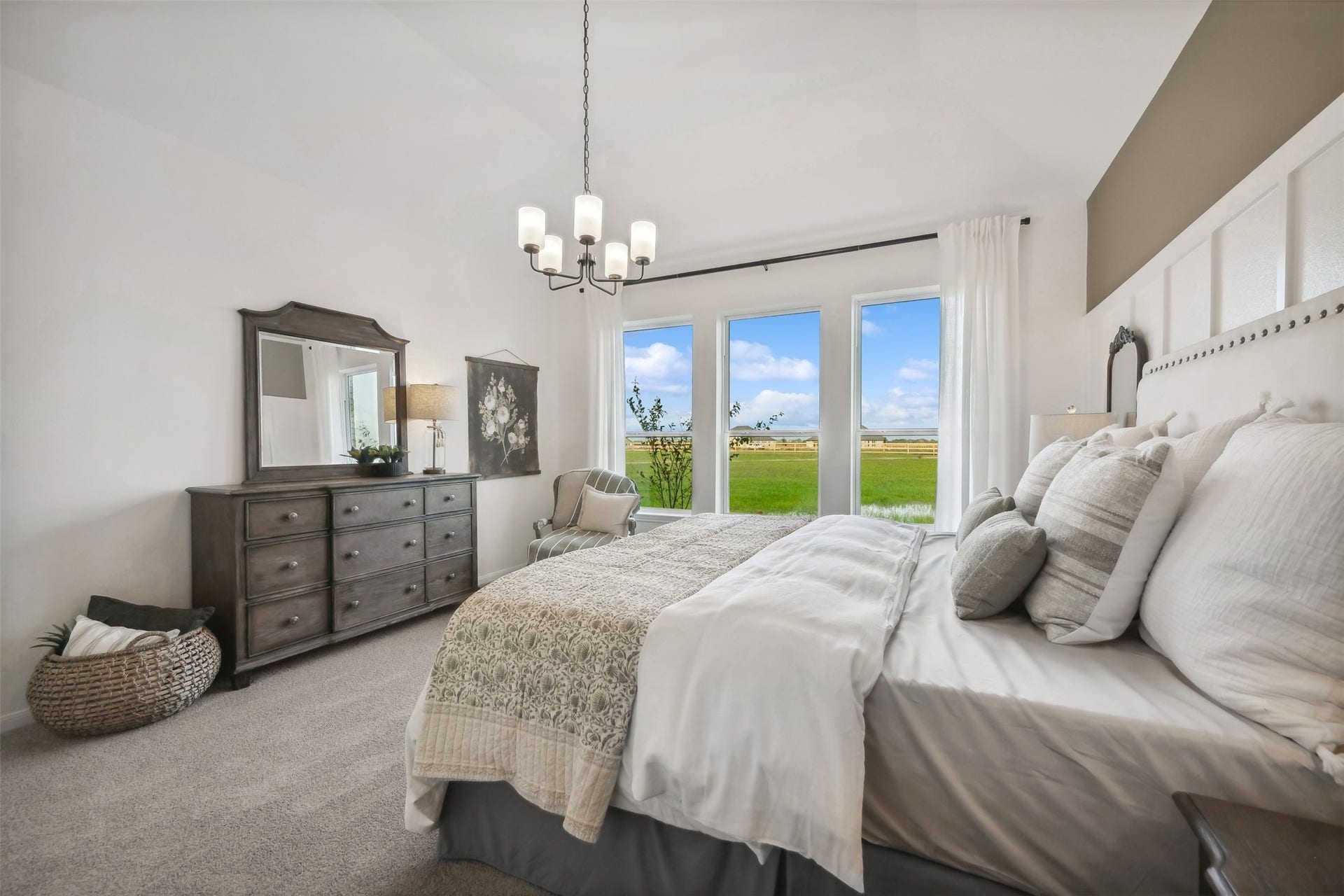 4012 Ranch Home Drive, Waller, TX 77484 Private primary suite