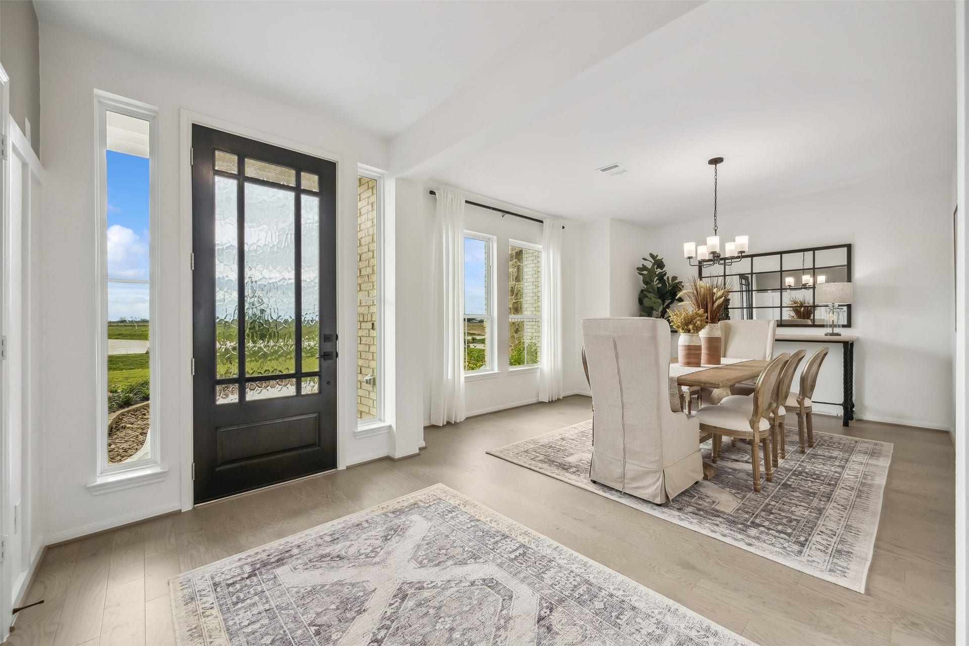 4012 Ranch Home Drive, Waller, TX 77484 Welcoming foyer