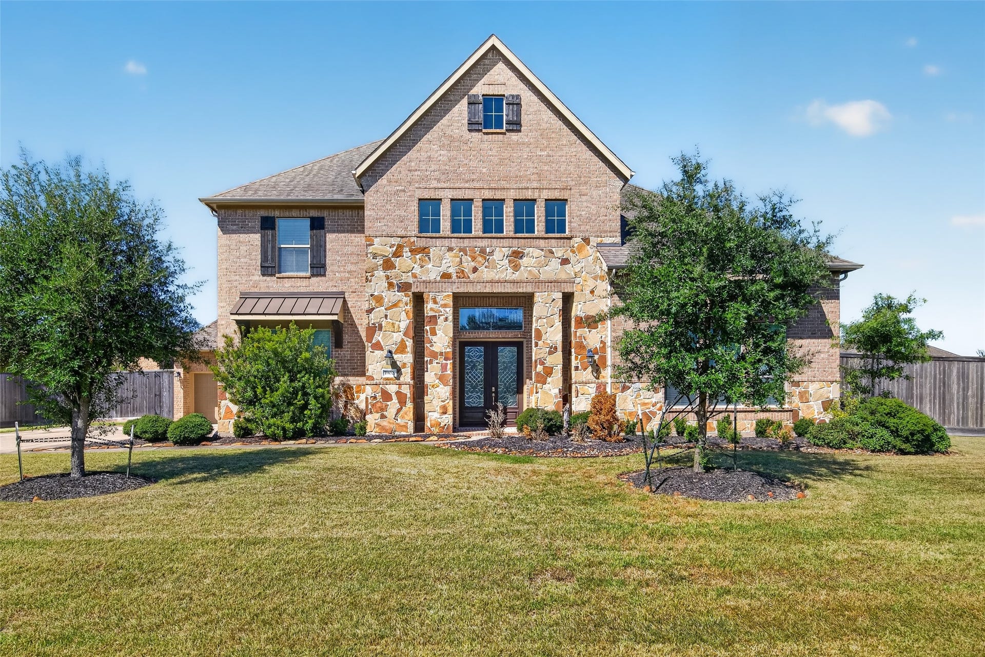 1902 Creekwood Lane, Friendswood, TX 77546 1902 Creekwood Lane, Friendswood, TX 77546