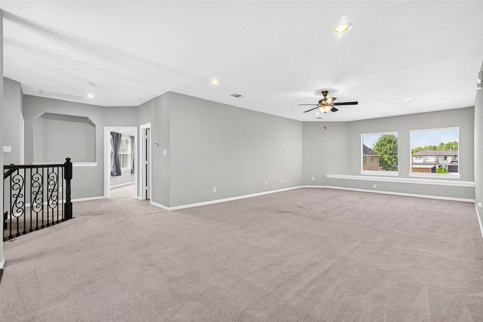 1902 Creekwood Lane, Friendswood, TX 77546 1902 Creekwood Lane, Friendswood, TX 77546