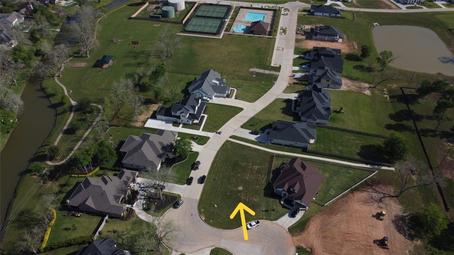 Property photo for 33007 Wicket Court, Fulshear, TX
