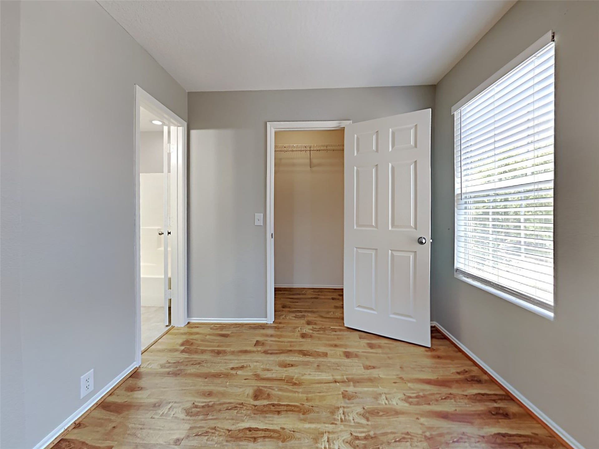 18834 Sandelford Drive, Katy, TX 77449 18834 Sandelford Drive, Katy, TX 77449