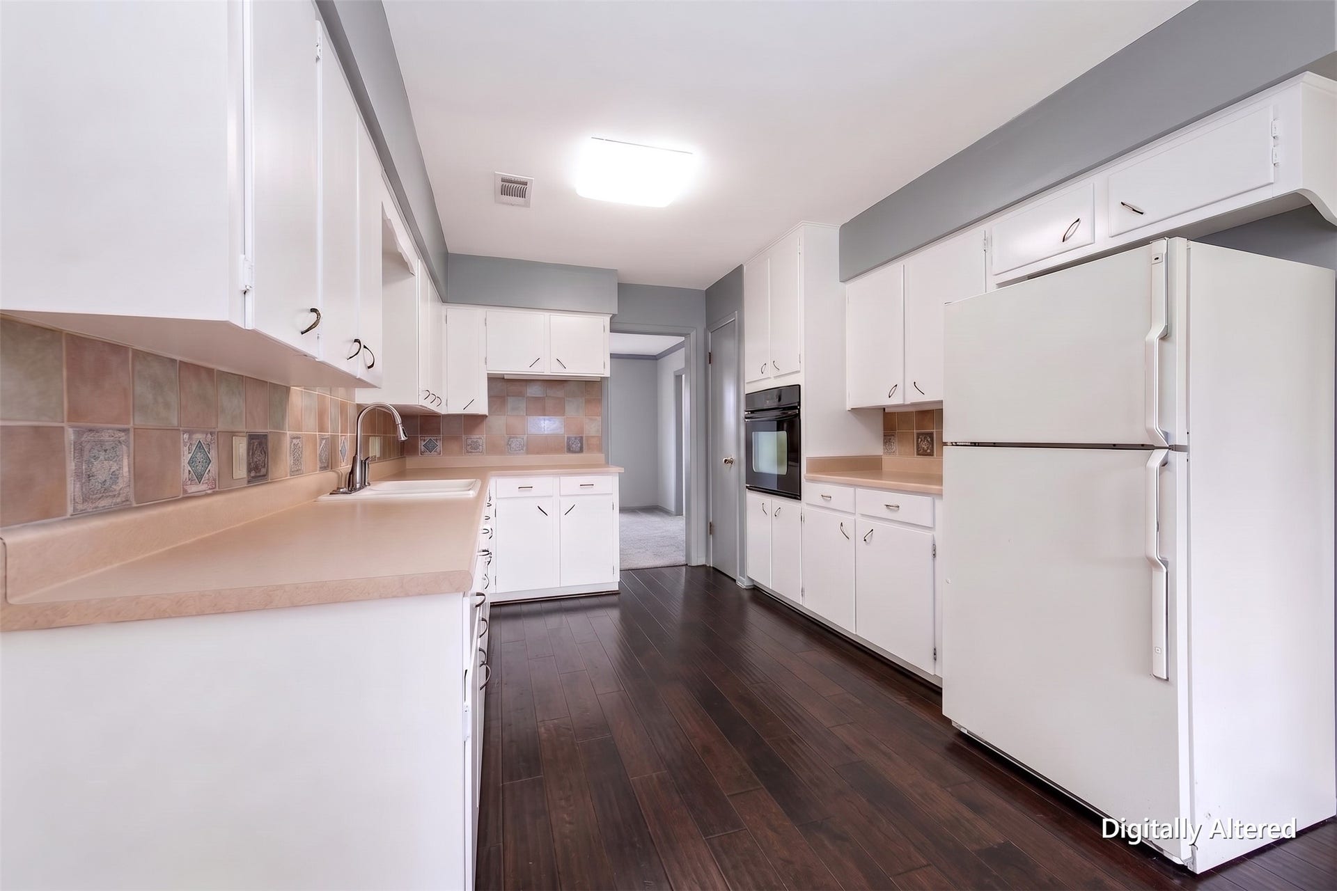 212 E Crestmont Drive, Alvin, TX 77511 Digitally Enhanced or Virtually Staged