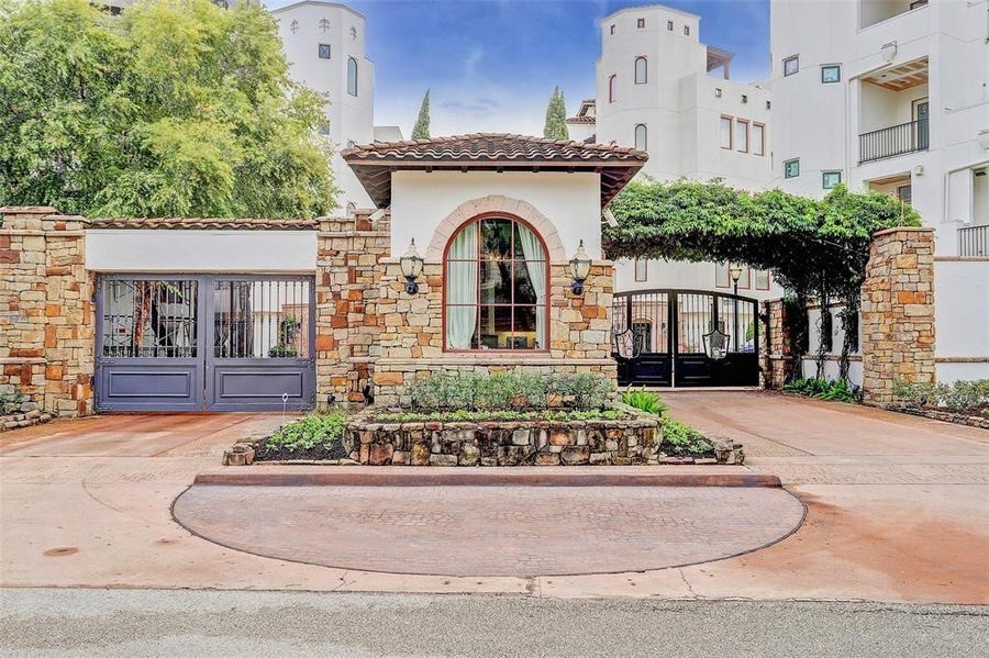 Property photo for 5323 Paseo Caceres Drive, Houston, TX