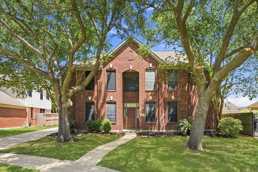 Property photo for 13507 Willow Heights Court, Houston, TX