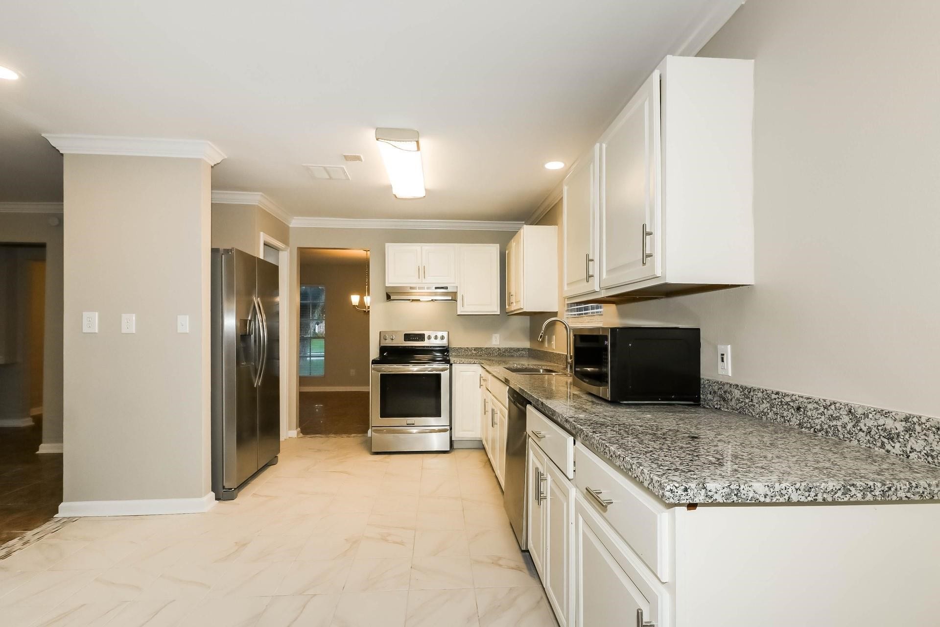 1506 Castlerock Drive, Houston, TX 77090 1506 Castlerock Drive, Houston, TX 77090