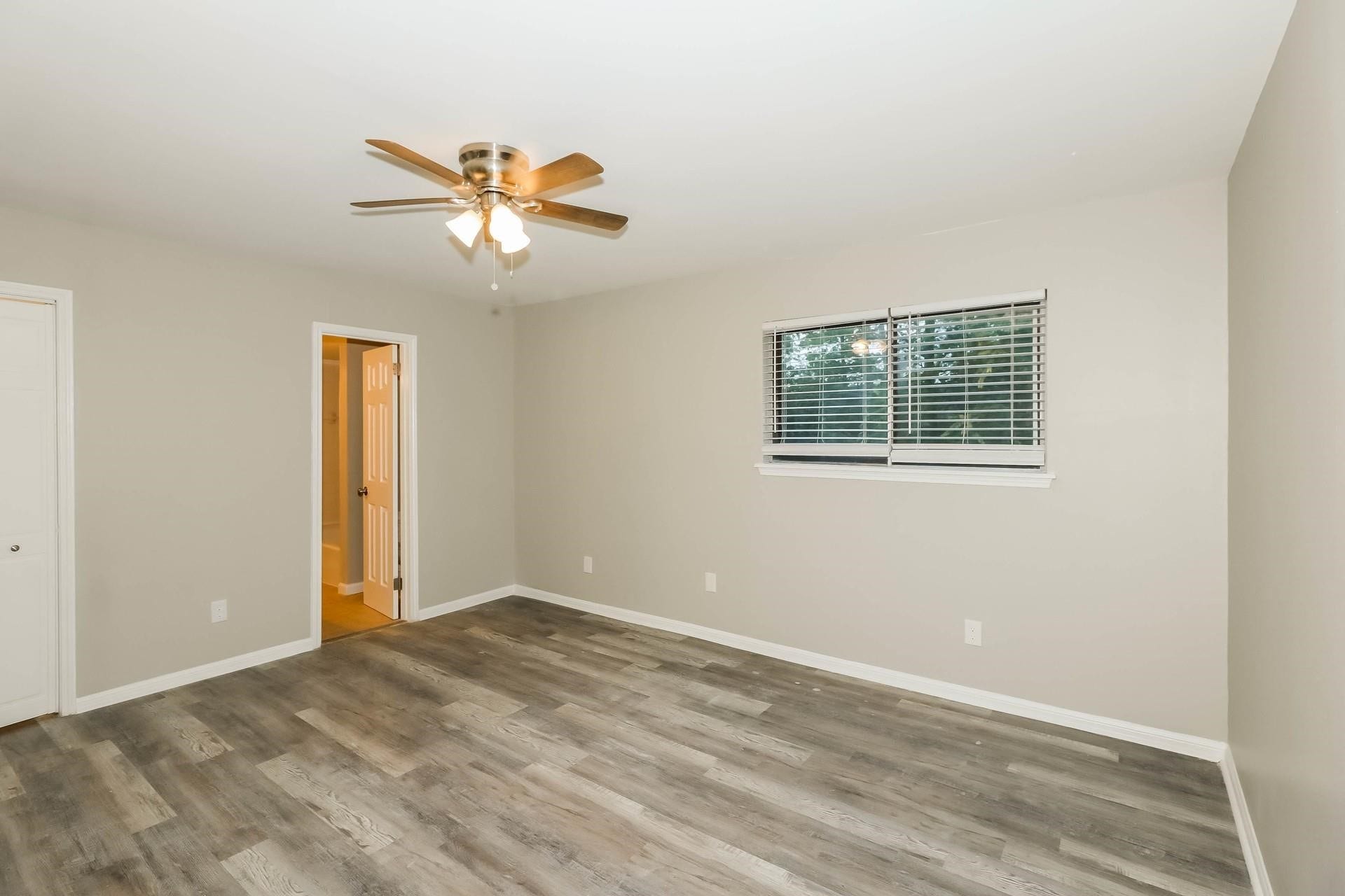 1506 Castlerock Drive, Houston, TX 77090 1506 Castlerock Drive, Houston, TX 77090