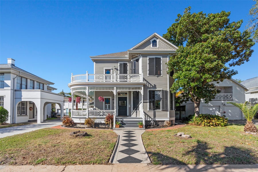 Property photo for 3412 Avenue O, Galveston, TX