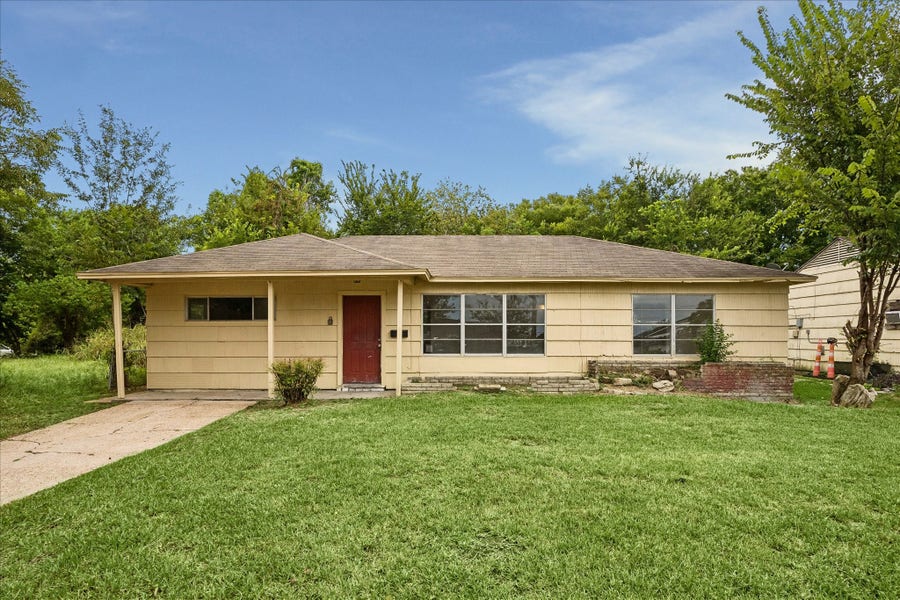 Property photo for 8607 Rockford Drive, Houston, TX