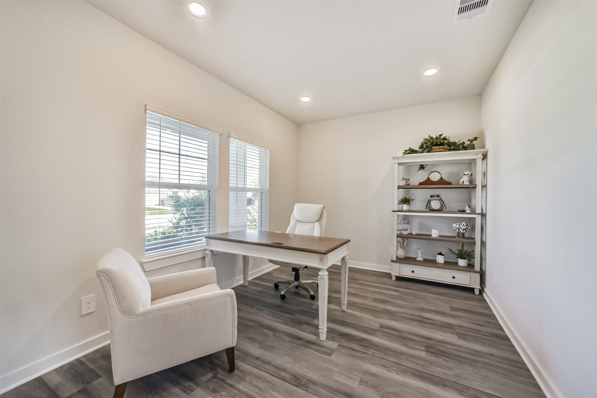 2630 Wastelbread Lane, Rosenberg, TX 77471 Flex Room