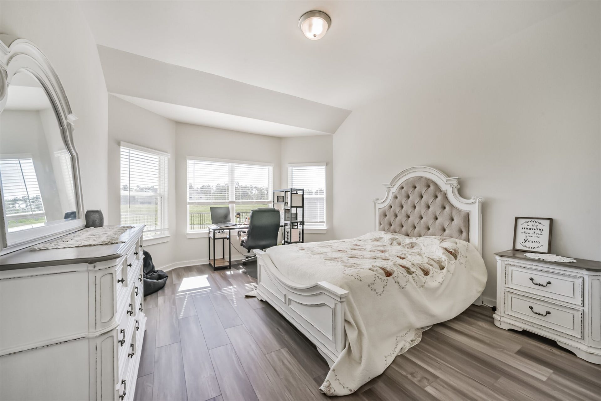 2630 Wastelbread Lane, Rosenberg, TX 77471 Master Bedroom with Bay Window