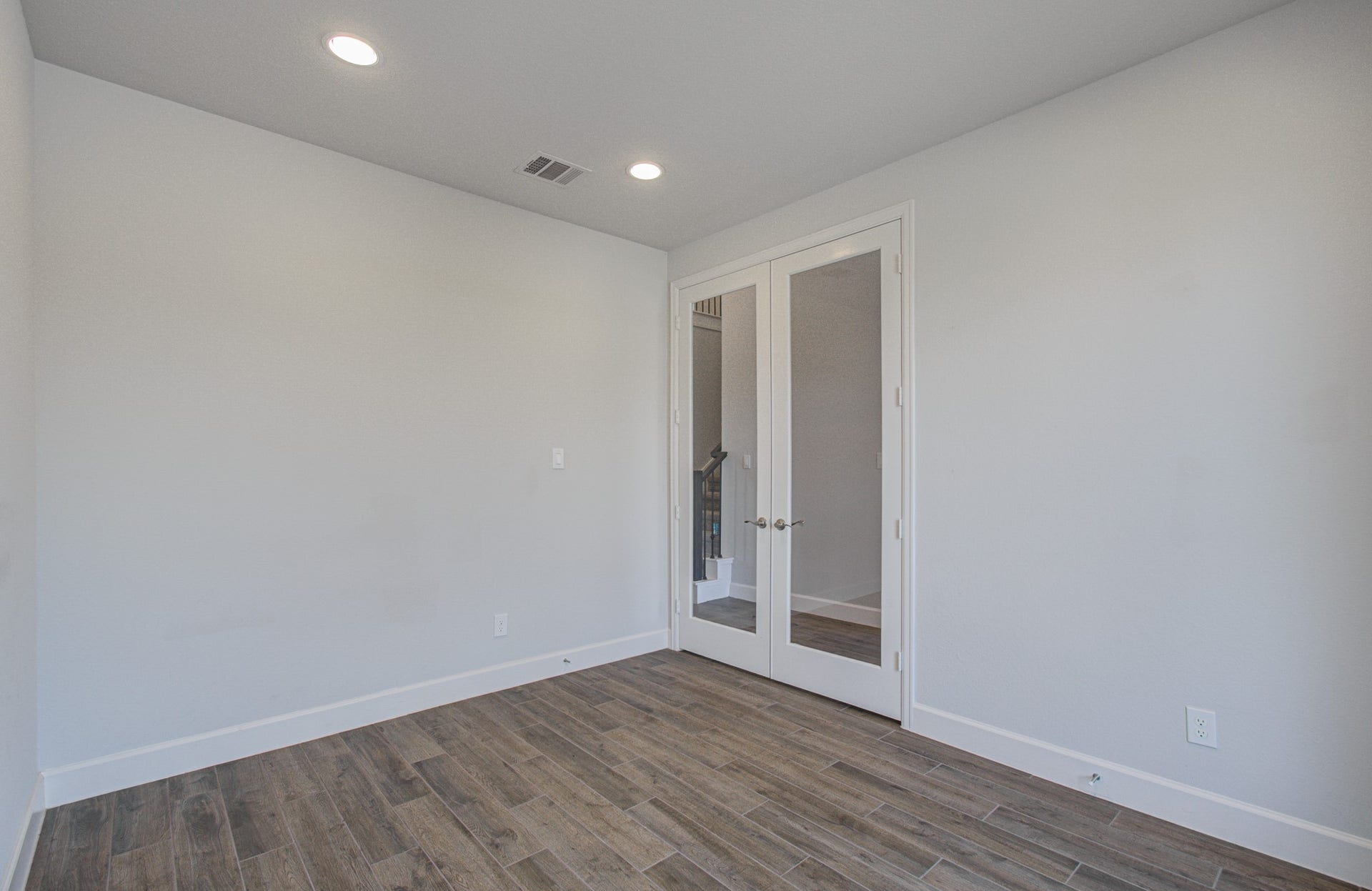 Study/Office room with french doors.
