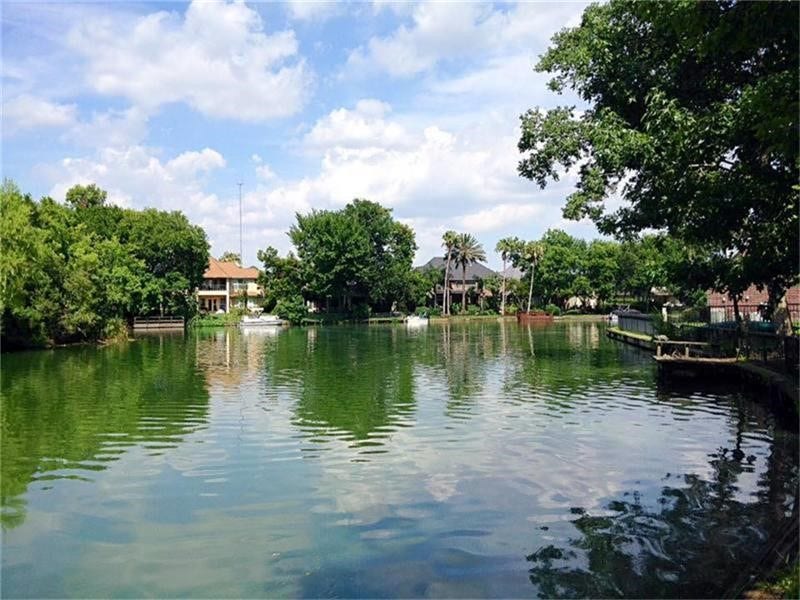 Property photo for 2807 Peninsulas Drive, Missouri City, TX