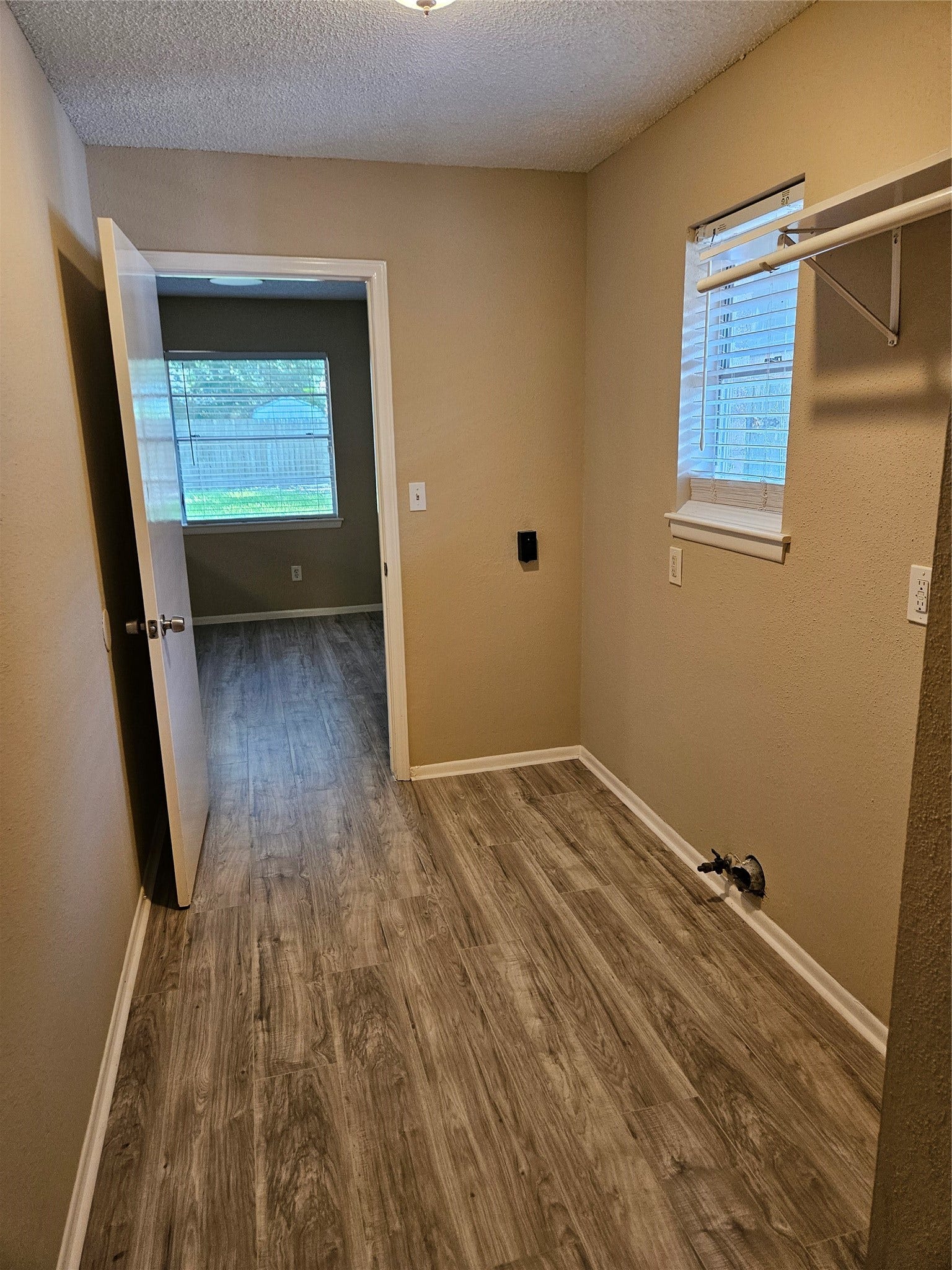 1402 New Orleans Street, Deer Park, TX 77536 1402 New Orleans Street, Deer Park, TX 77536
