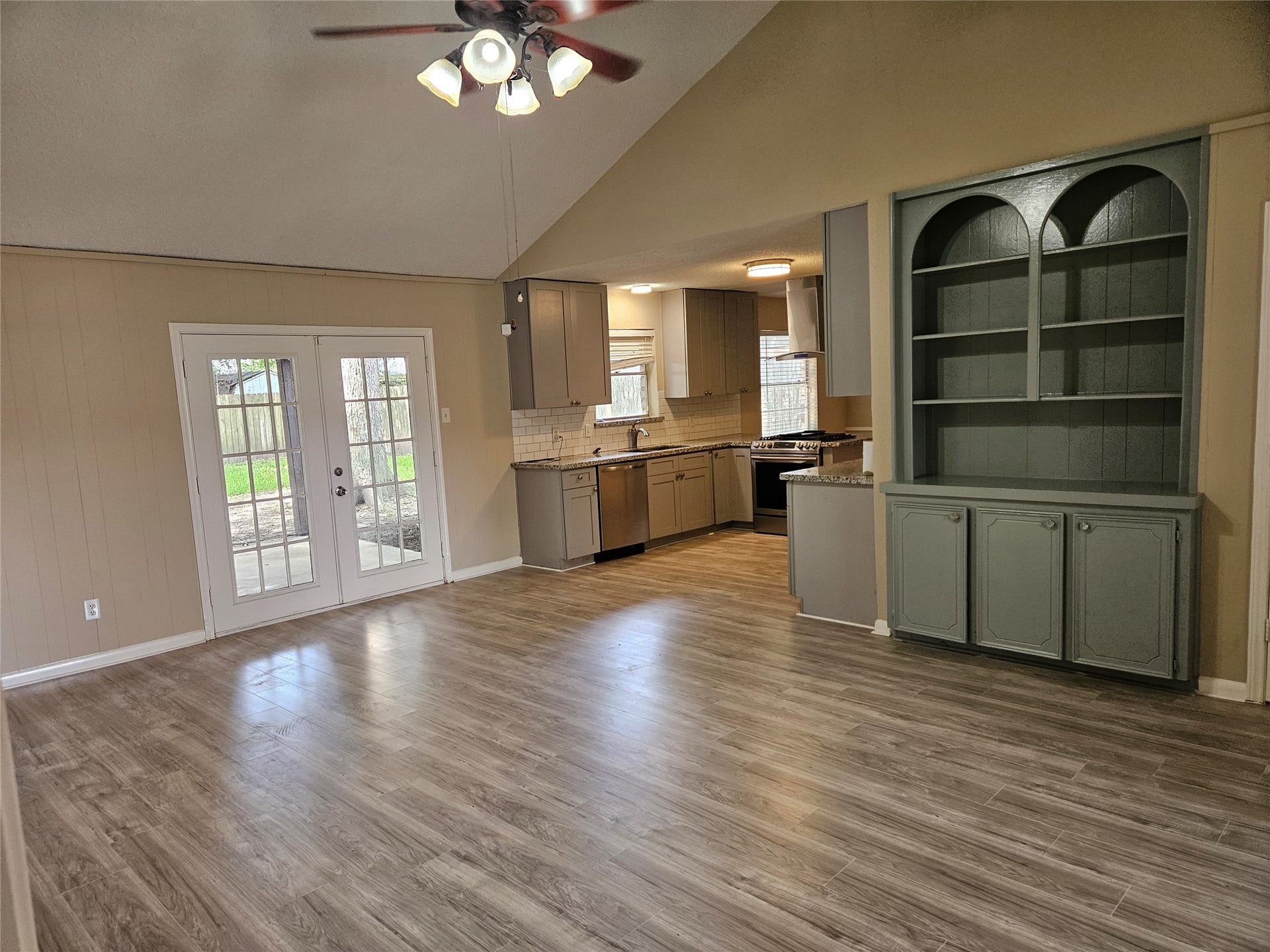 1402 New Orleans Street, Deer Park, TX 77536 1402 New Orleans Street, Deer Park, TX 77536