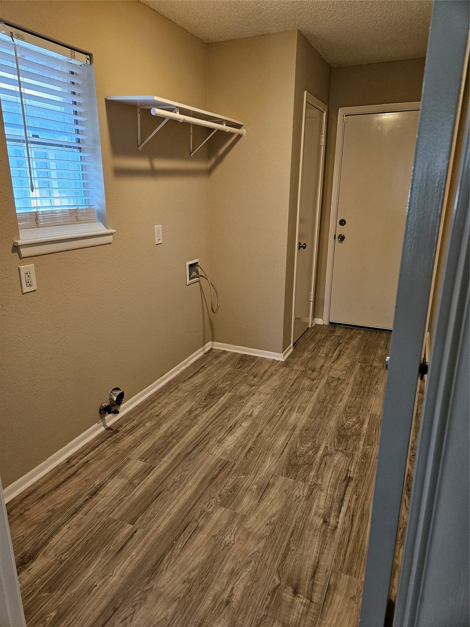 1402 New Orleans Street, Deer Park, TX 77536 1402 New Orleans Street, Deer Park, TX 77536