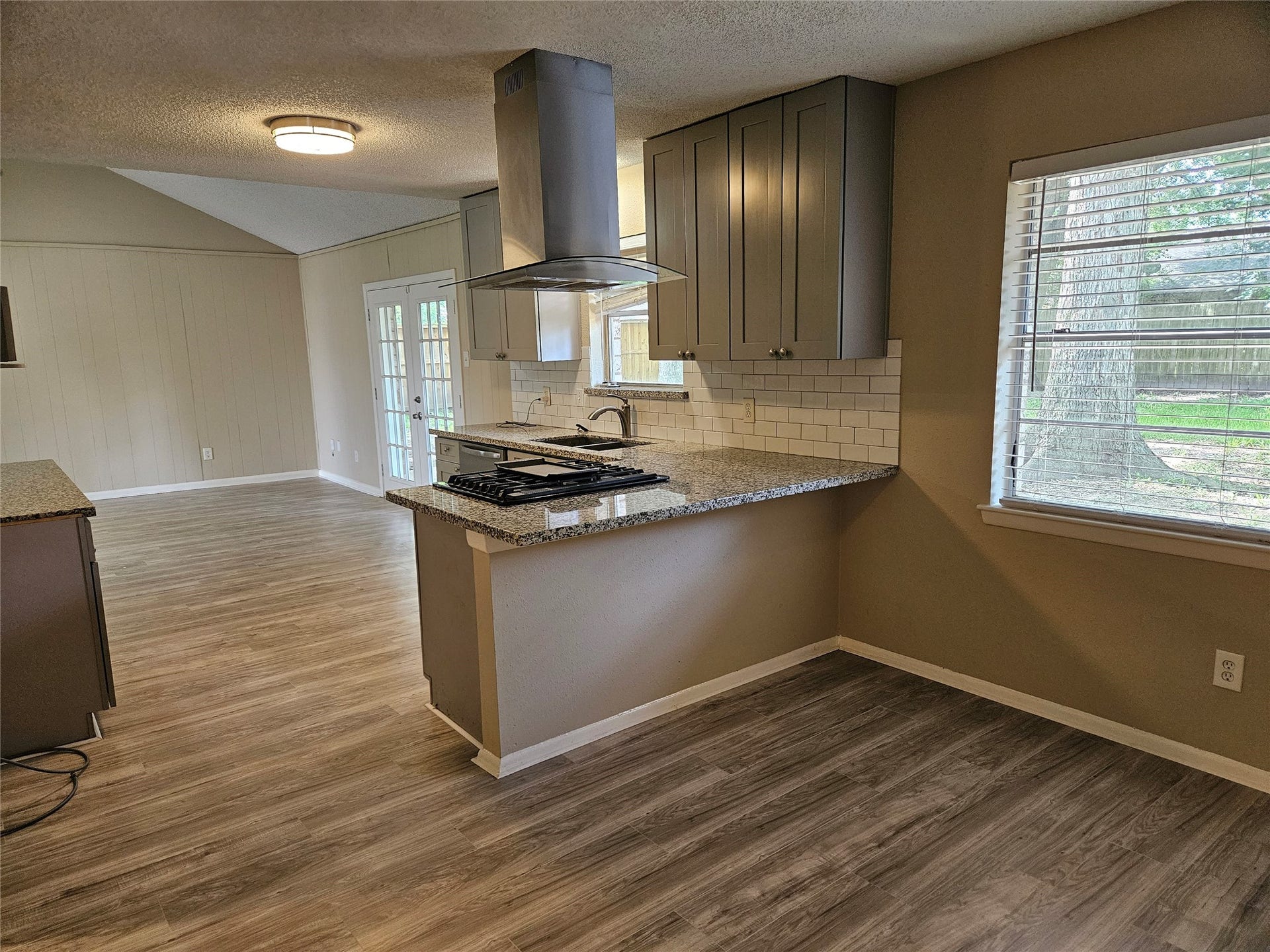 1402 New Orleans Street, Deer Park, TX 77536 1402 New Orleans Street, Deer Park, TX 77536