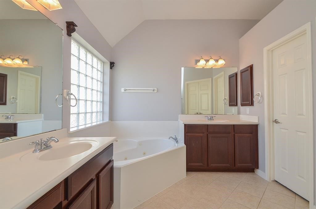 6726 Oakman, Sugar Land, TX 77479 6726 Oakman, Sugar Land, TX 77479