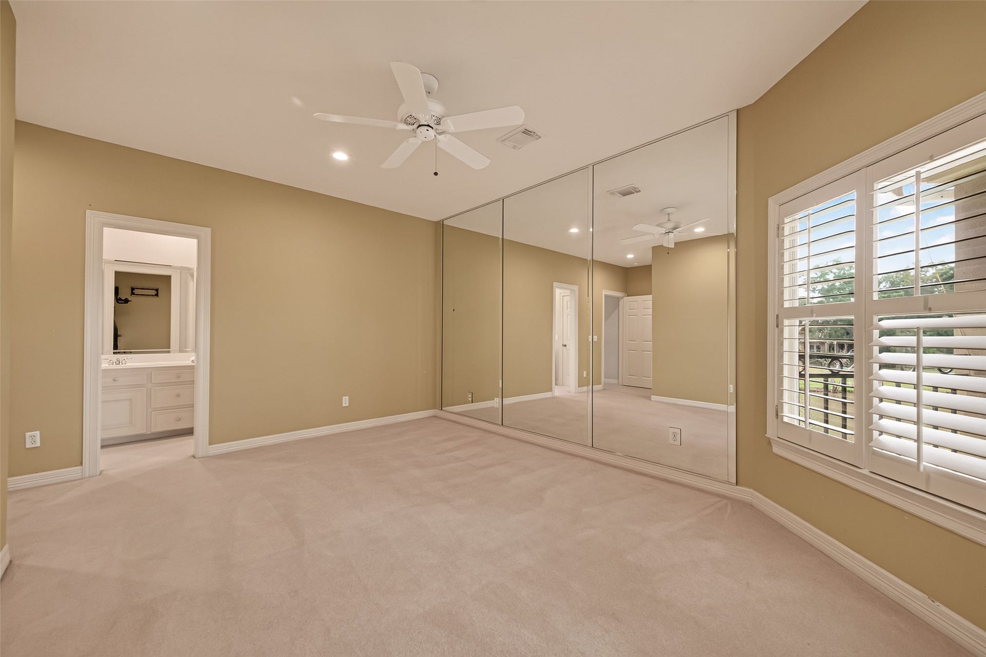 14 Sullivans Landing, Missouri City, TX 77459 14 Sullivans Landing, Missouri City, TX 77459