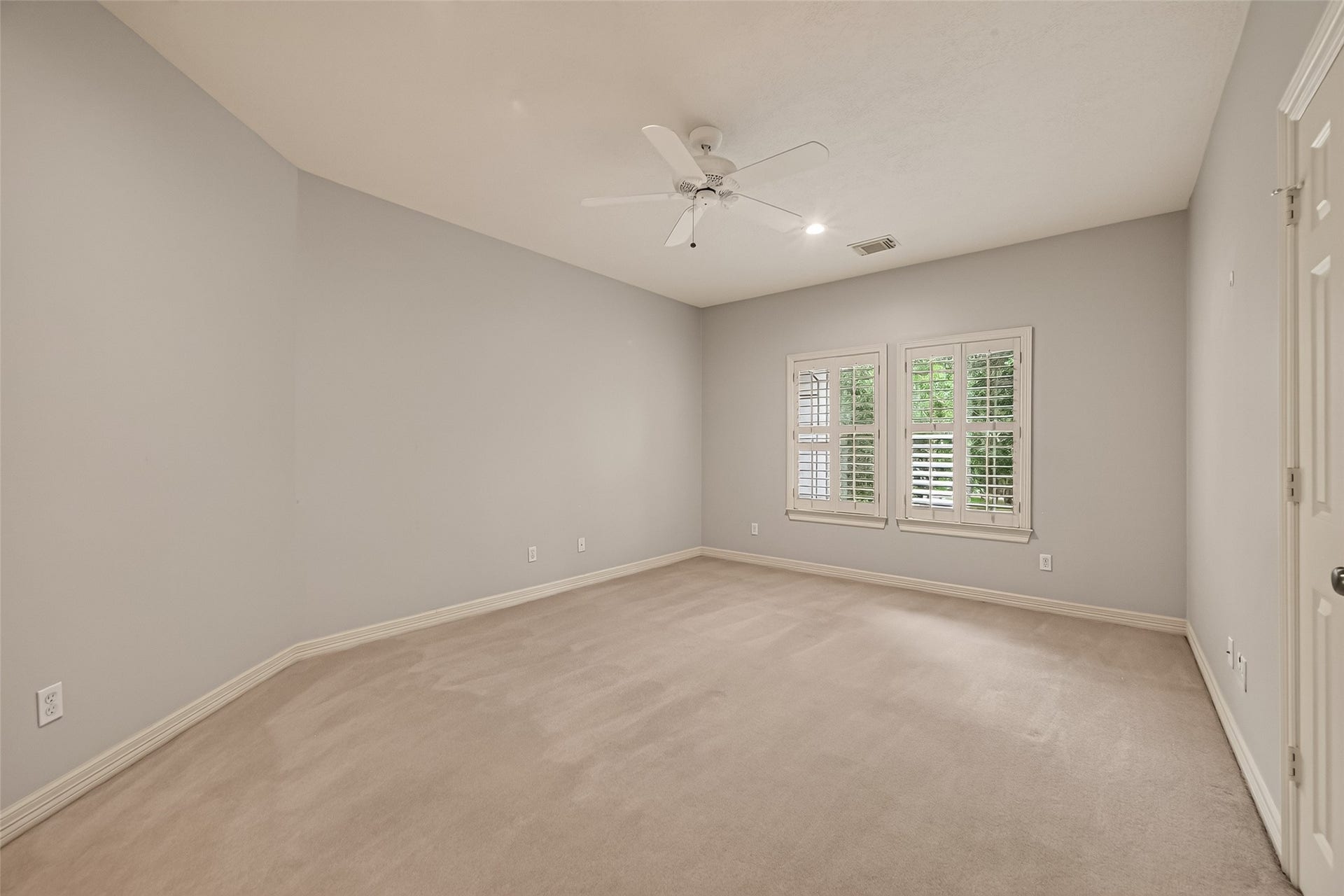 14 Sullivans Landing, Missouri City, TX 77459 14 Sullivans Landing, Missouri City, TX 77459