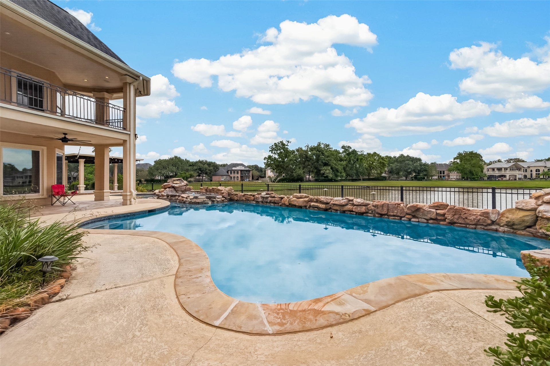 14 Sullivans Landing, Missouri City, TX 77459 14 Sullivans Landing, Missouri City, TX 77459