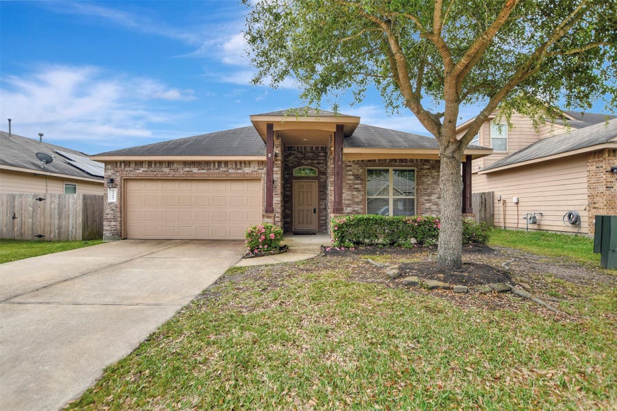 Property photo for 11413 W Woodmark, Conroe, TX