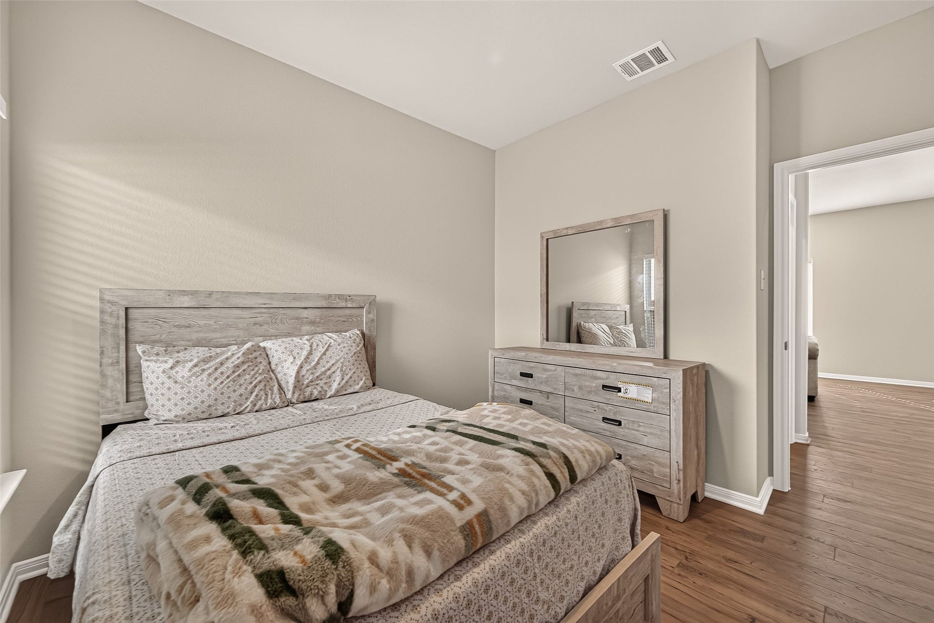 6402 Autumn Equinox Drive, Houston, TX 77048