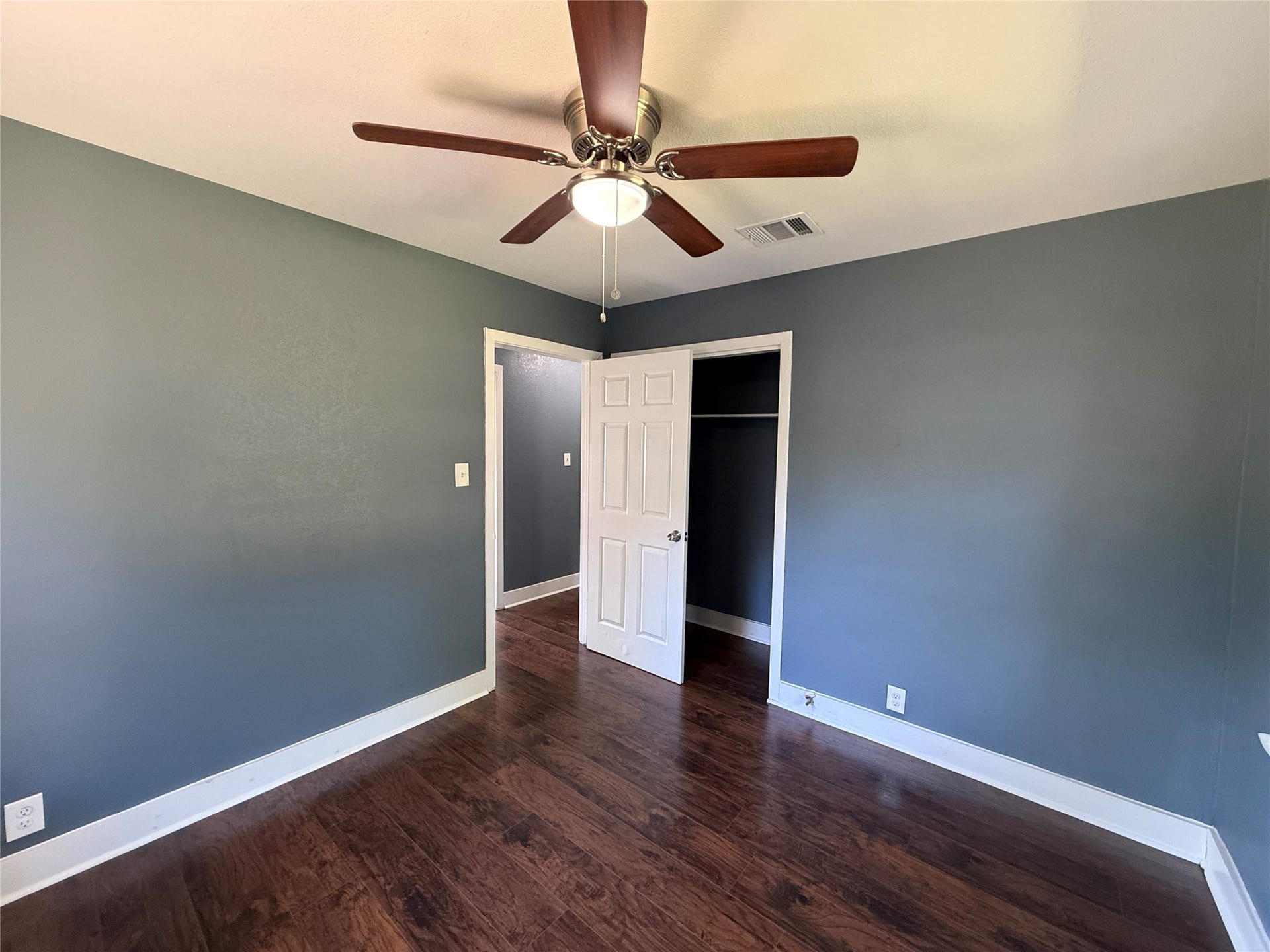 7405 Sterlingshire Street, Houston, TX 77016 7405 Sterlingshire Street, Houston, TX 77016