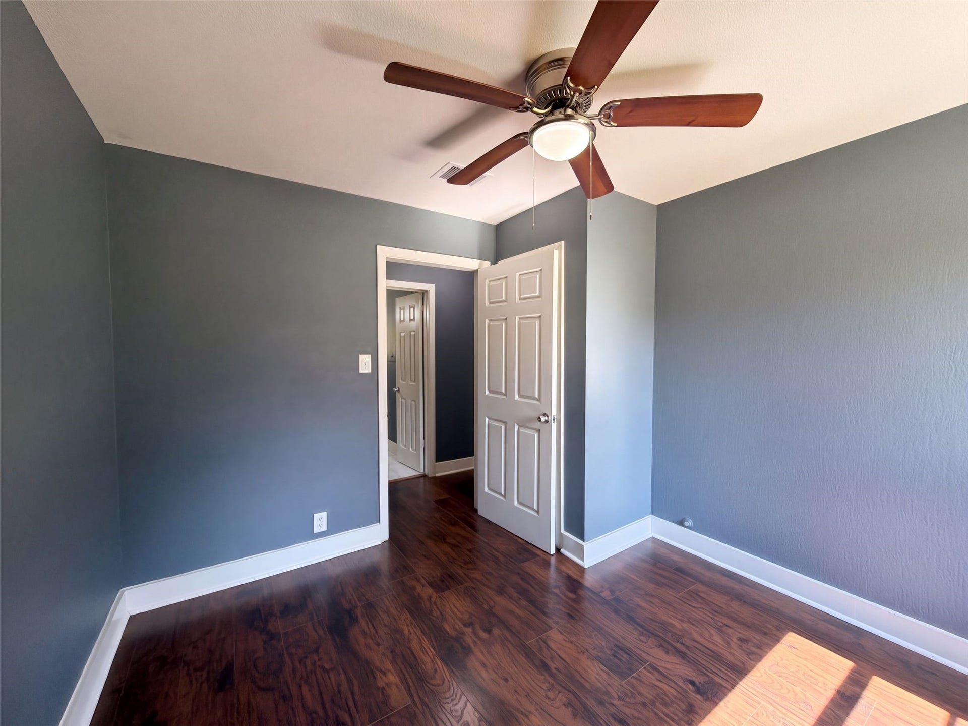 7405 Sterlingshire Street, Houston, TX 77016 7405 Sterlingshire Street, Houston, TX 77016