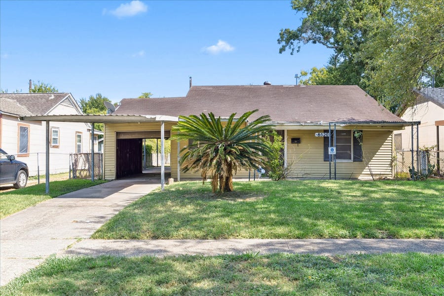 Property photo for 8520 Glenview Drive, Houston, TX
