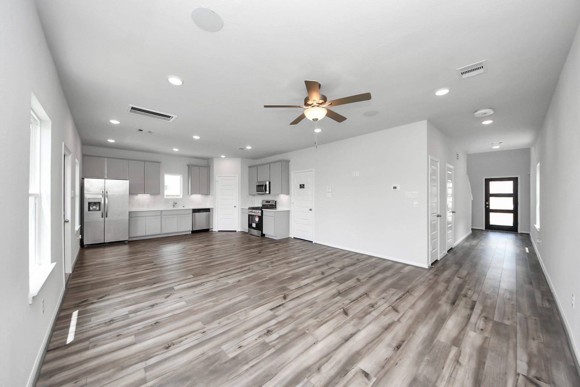 25666 Roy Rogers Road, Splendora, TX 77372