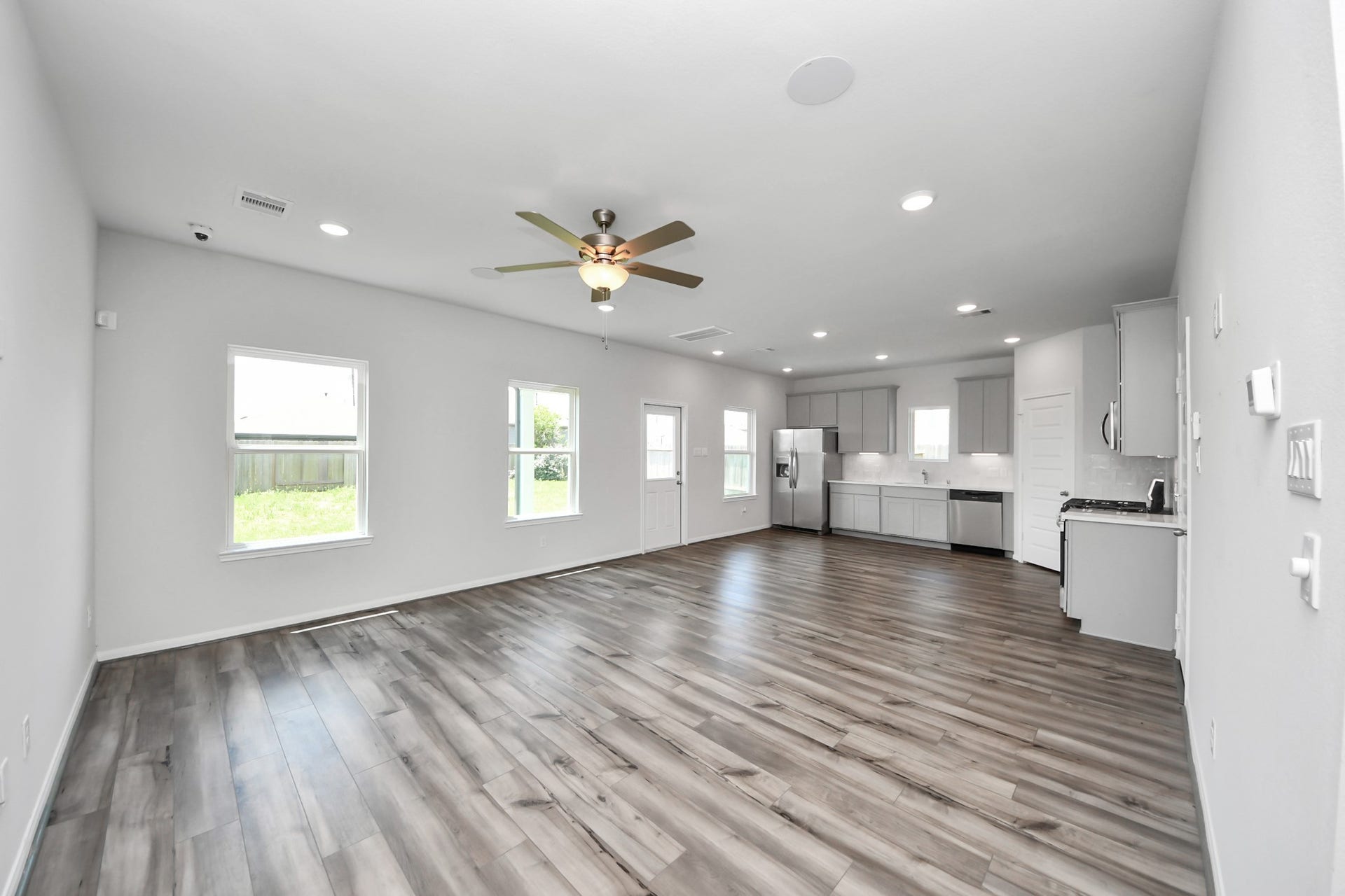 25666 Roy Rogers Road, Splendora, TX 77372