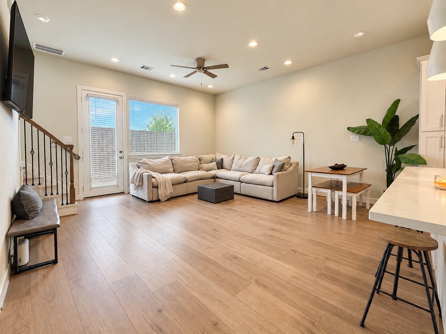 5926 Jasper Jones Way, Houston, TX 77091 5926 Jasper Jones Way, Houston, TX 77091
