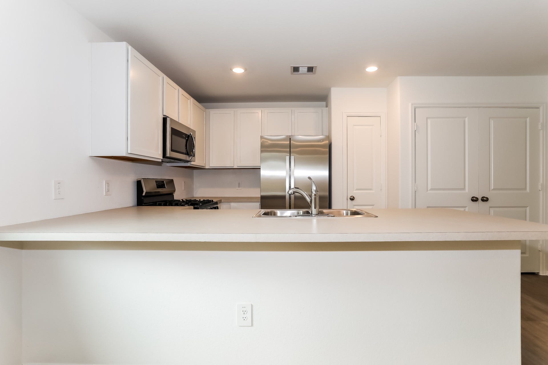 423 Jewett Meadow Drive, Magnolia, TX 77354 423 Jewett Meadow Drive, Magnolia, TX 77354