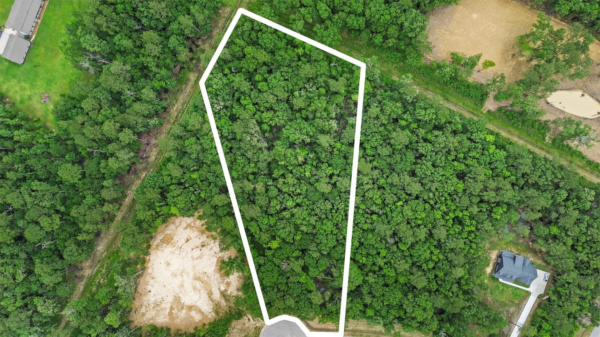 1230 Road 6324, Dayton, TX 77535 3.43 wooded acres in White Oak Trailsan exceptional opportunity to create a custom home and private acreage lifestyle in Dayton, Texas.