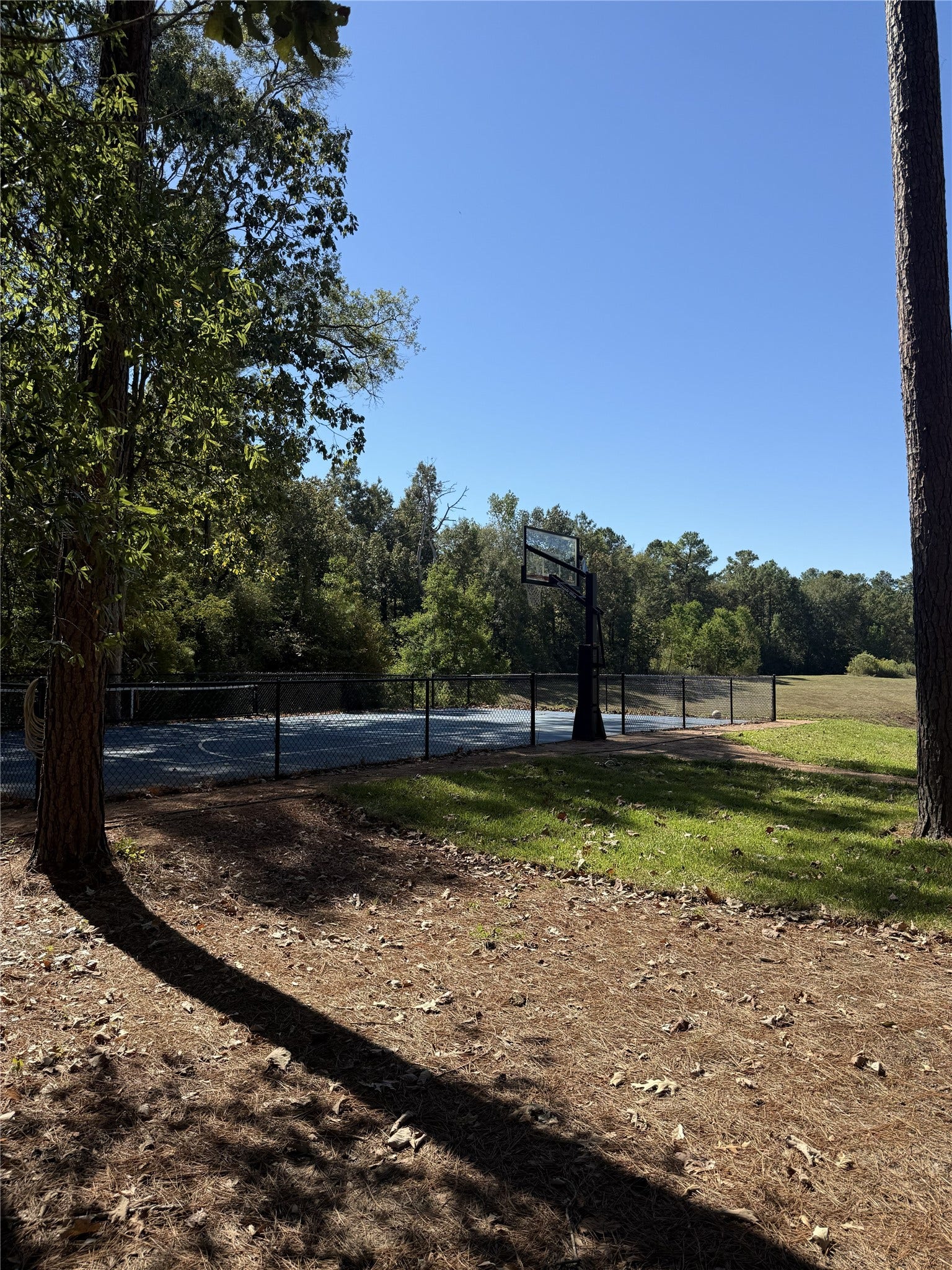 1230 Road 6324, Dayton, TX 77535 White Oak Trails features scenic riding and walking trails, a community pond, Basketball court and the peaceful lifestyle that makes acreage living so desirable.