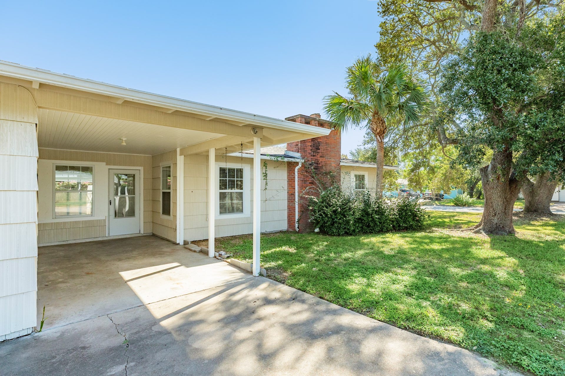 118 Tarpon Avenue, Galveston, TX 77550