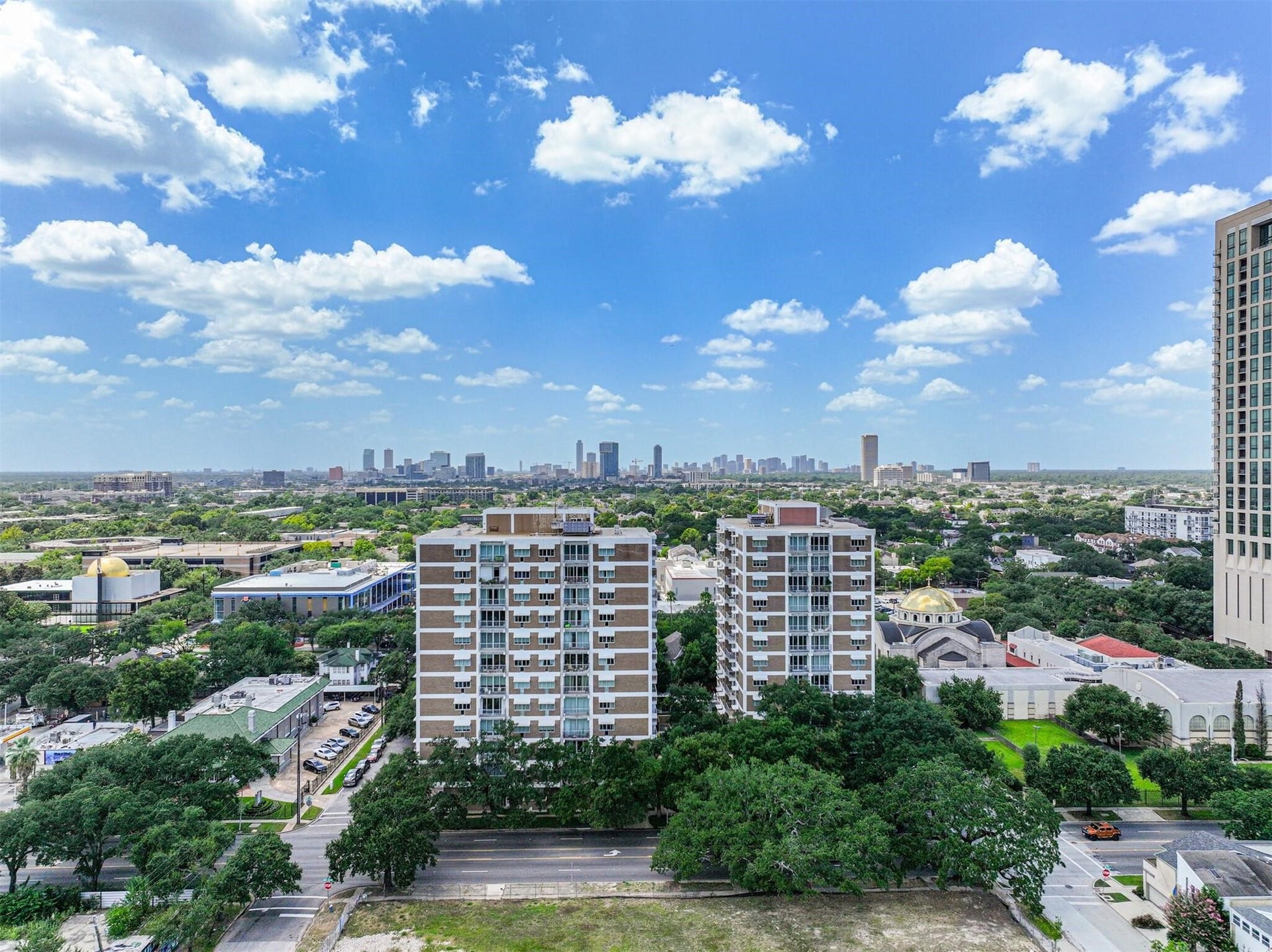 3614 Montrose Boulevard, #502, Houston, TX 77006 PARC IV and V are iconic Mid Century Modern condominium buildings with great views in the heart of Montrose. Unit 502 is untouched in its original condition so a buyer can create their own design. This unit is priced to sell in as is condition. The monthly maintenance fee covers all utilities except internet, onsite management and covered parking. The amenities include a pool, fitness center, grilling area, conference room, and generator.
