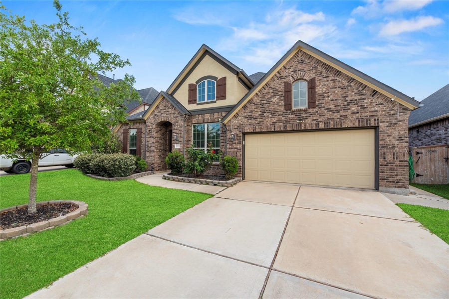 Property photo for 28934 Canyon Oak Drive, Katy, TX