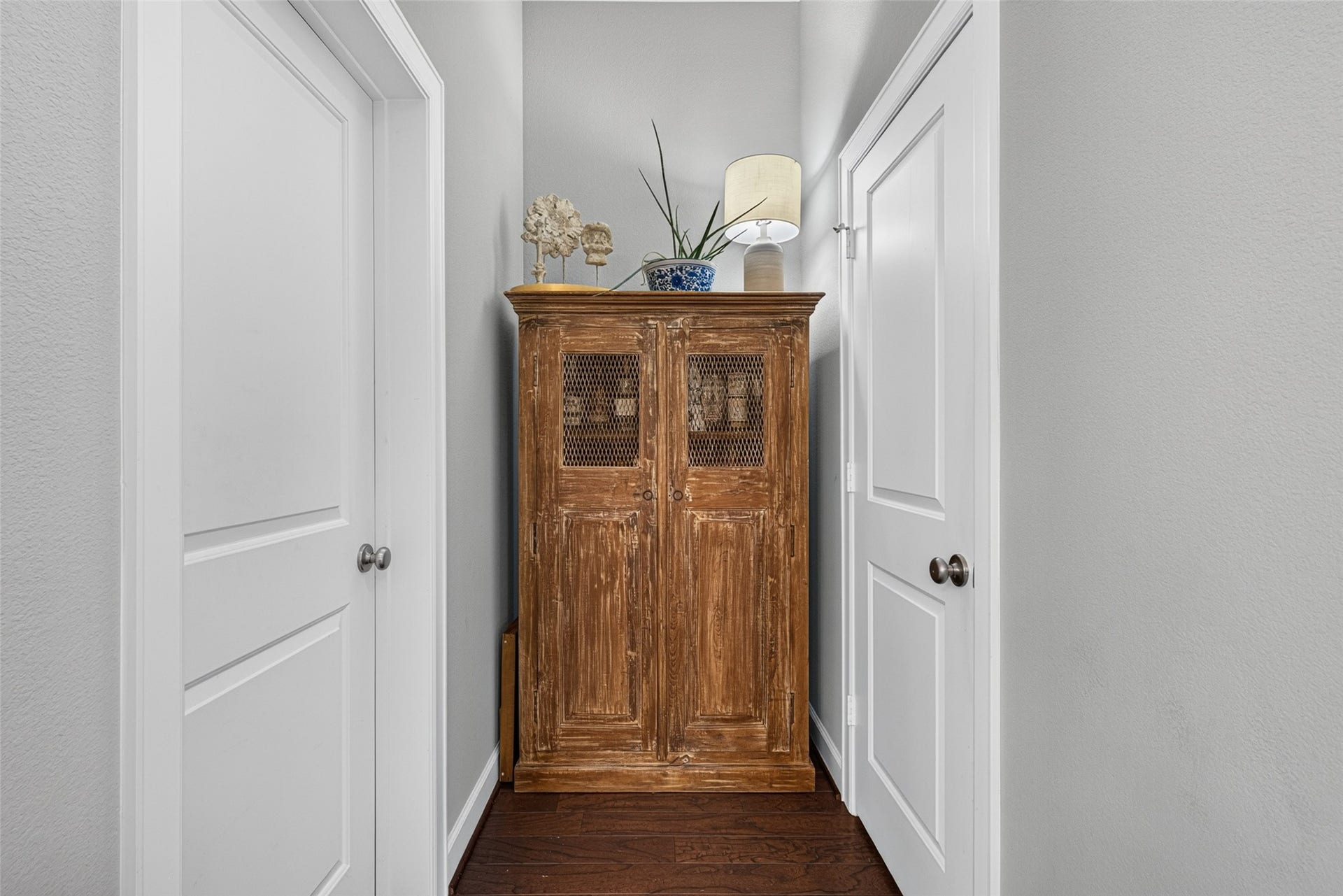 2602 Ashland Street, Houston, TX 77008 2602 Ashland Street, Houston, TX 77008