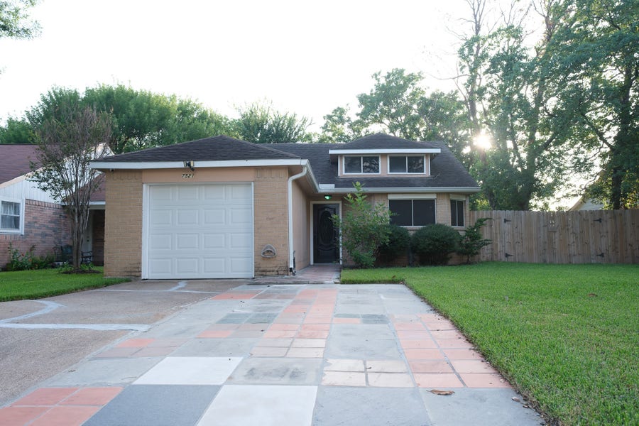 Property photo for 7521 Brookleaf Drive, Houston, TX