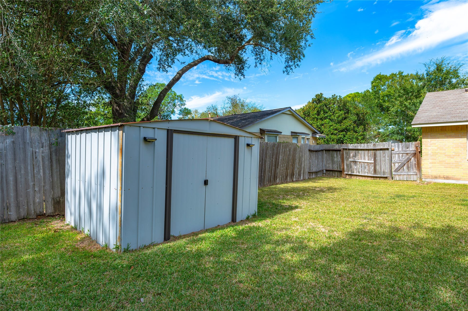 2515 Knoxville Drive, League City, TX 77573 Additional storage space in the outdoor shed.