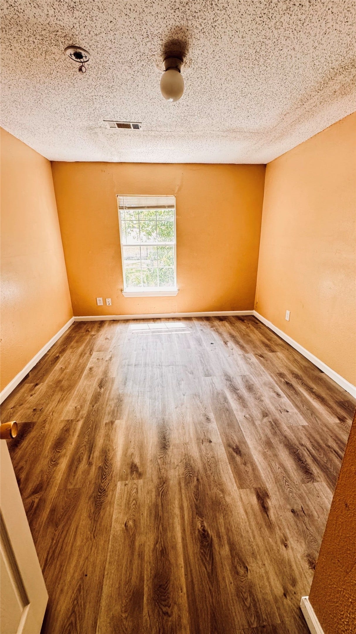 10235 Algiers Road, #4, Houston, TX 77041