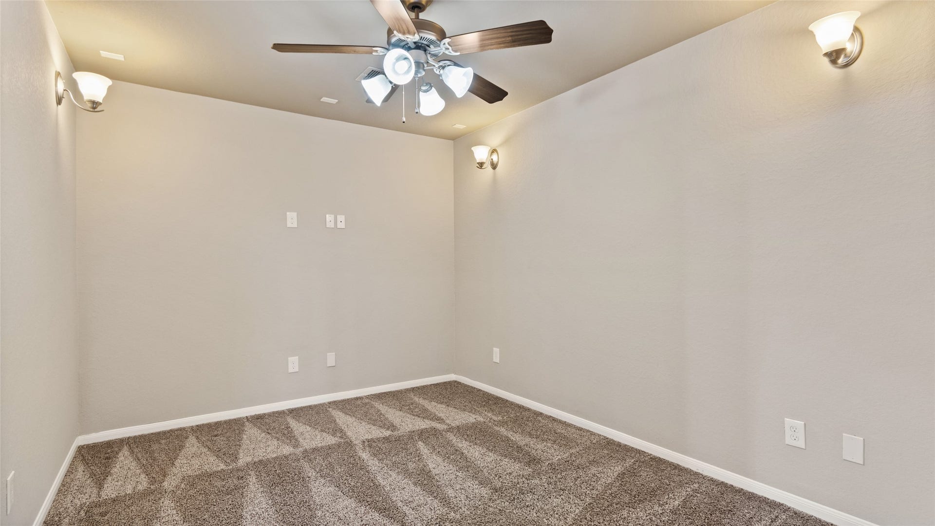 12106 Obsidian Lane, Mont Belvieu, TX 77535 The media room located on the second level.
