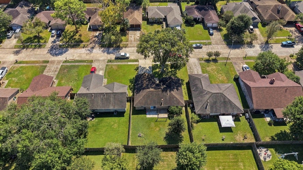 407 Ironbark Drive, Houston, TX 77598 407 Ironbark Drive, Houston, TX 77598
