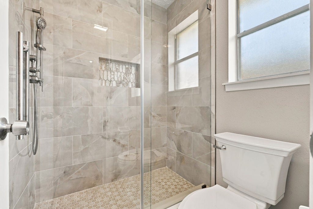 407 Ironbark Drive, Houston, TX 77598 407 Ironbark Drive, Houston, TX 77598