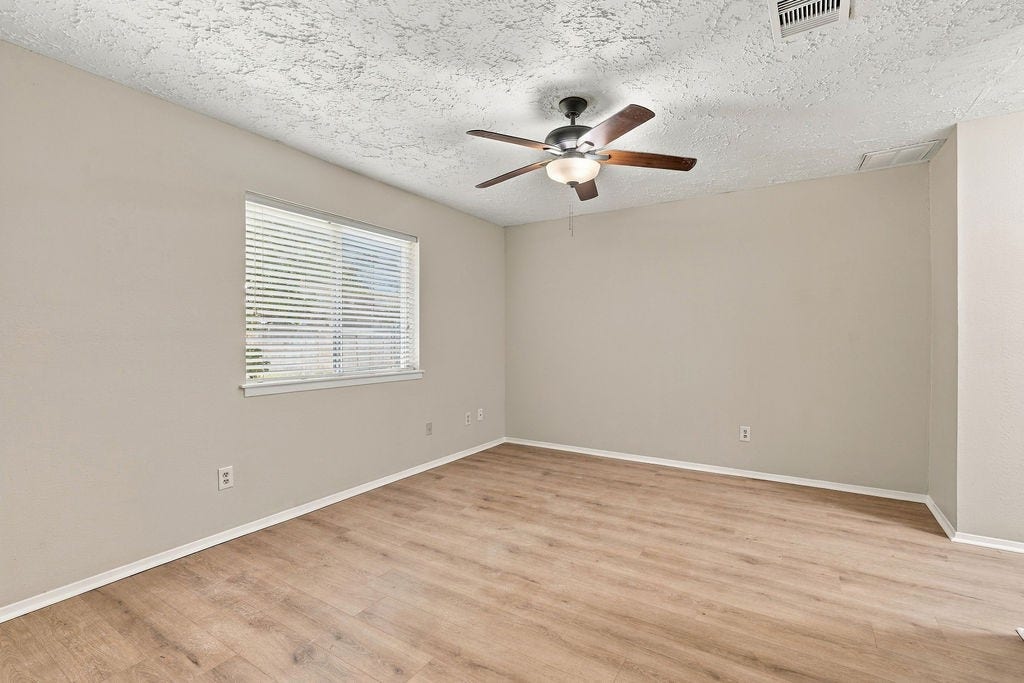 407 Ironbark Drive, Houston, TX 77598 407 Ironbark Drive, Houston, TX 77598