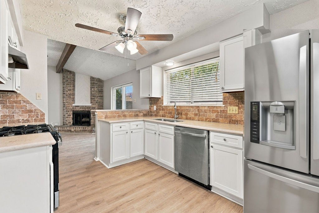407 Ironbark Drive, Houston, TX 77598 407 Ironbark Drive, Houston, TX 77598