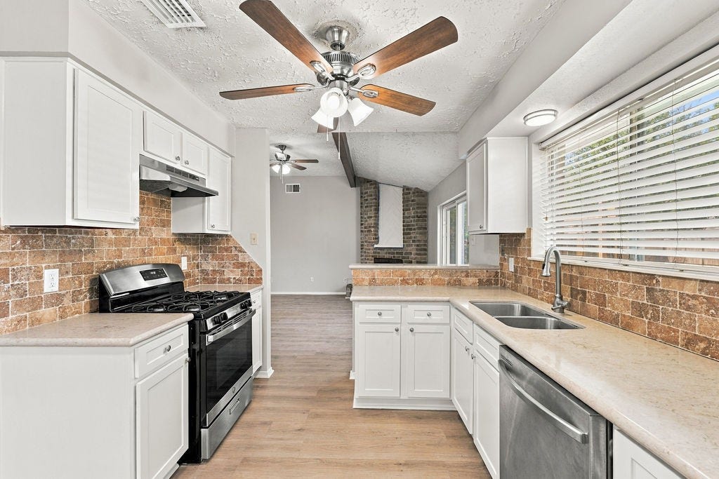 407 Ironbark Drive, Houston, TX 77598 407 Ironbark Drive, Houston, TX 77598