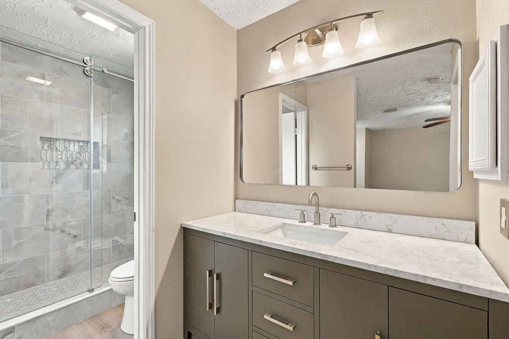 407 Ironbark Drive, Houston, TX 77598 407 Ironbark Drive, Houston, TX 77598